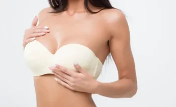 Aumento o Reducción de senos con técnica avanzada y resultados naturales en clínica certificada de Estambul, Turquía con acompañamiento VIP y seguimiento personalizado